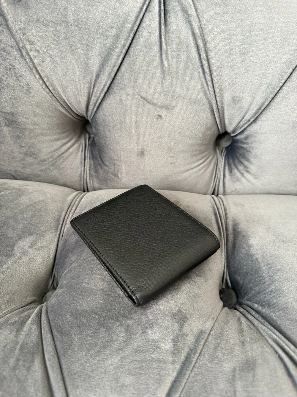 Gucci Black Leather Bifold Wallet with Interlocking GG